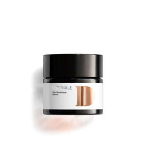 RATIONALE  The Decolletage Creme