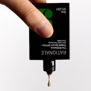 RATIONALE  #3 The Brillance Tinted Serum SPF50+ (30ml)